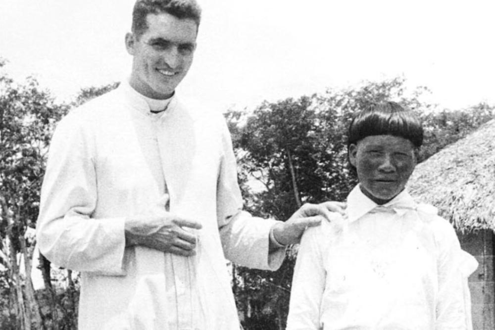 Pater Lunkenbein (links) und Simão Bororo