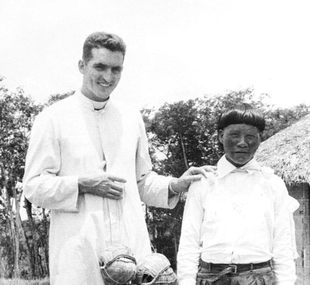 Pater Lunkenbein (links) und Simão Bororo
