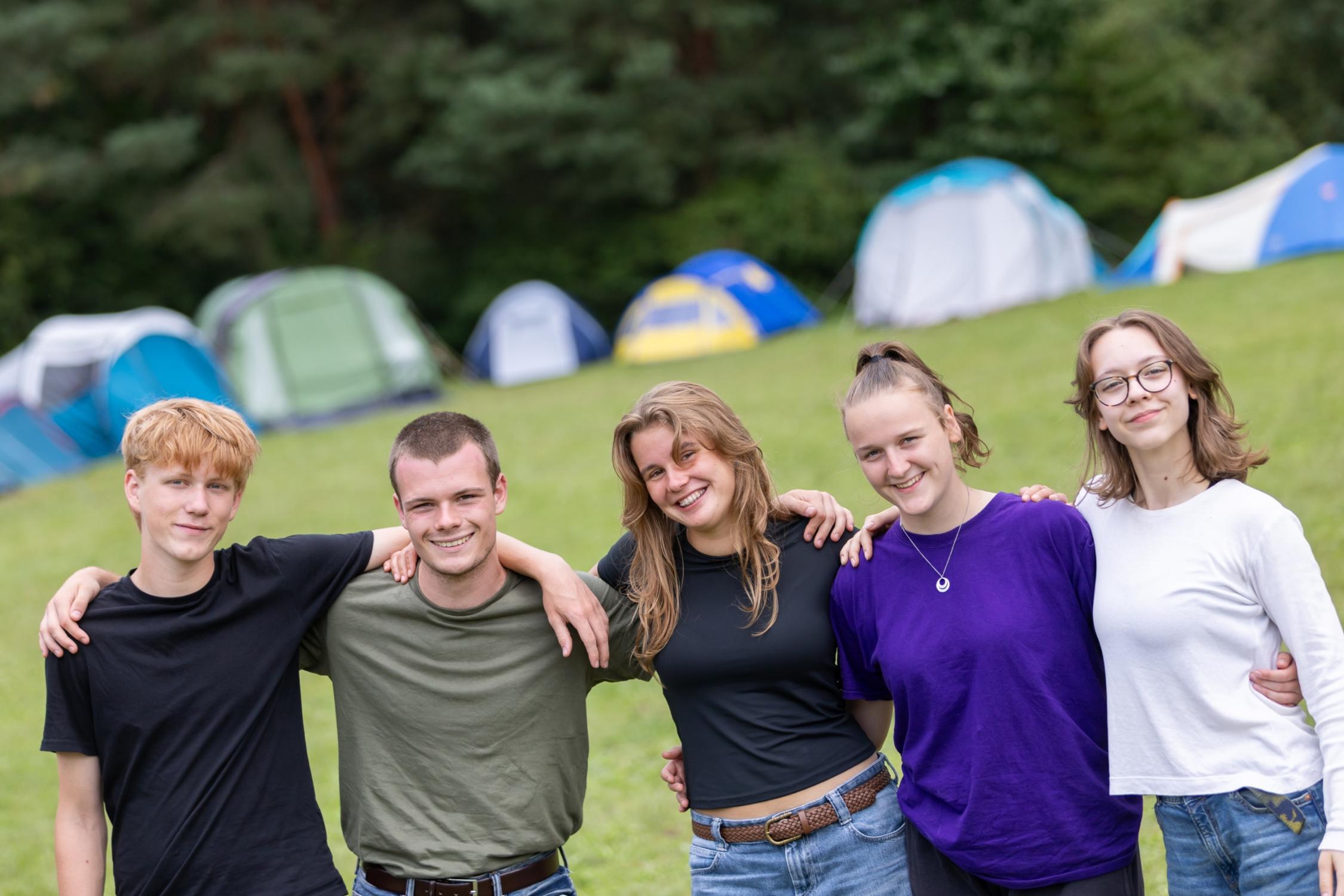 Jugendliche der Pfarrei Unsere Liebe Frau Bamberg, die beim Dreh zum Kinospot mitgemacht haben. Von links: Daniel, Finn, Sarah, Lisa, Melanie