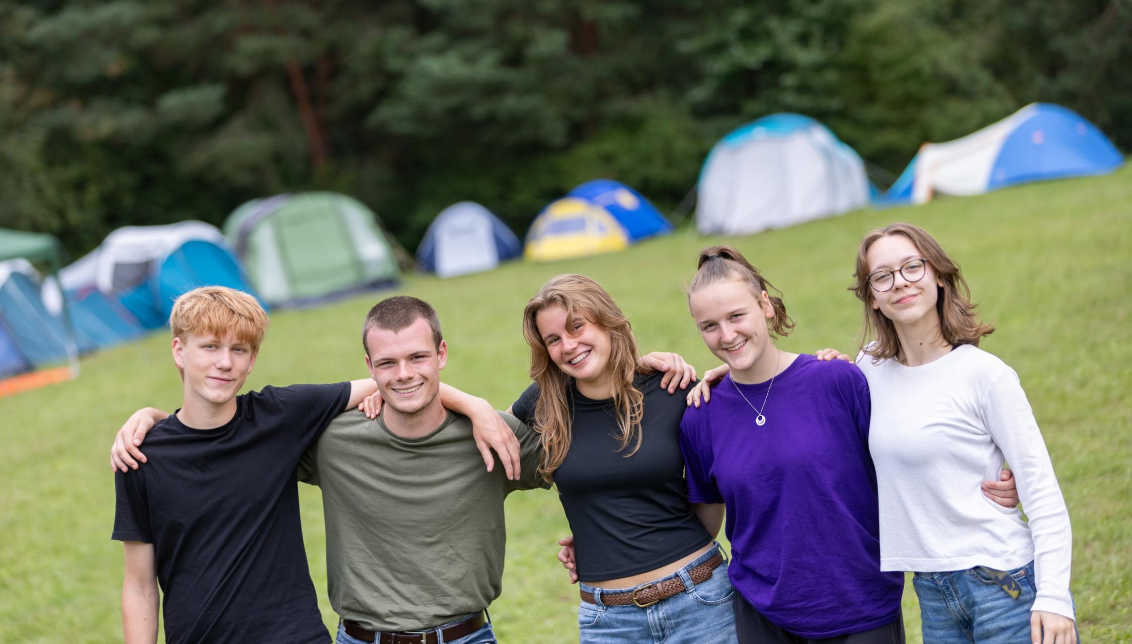 Jugendliche der Pfarrei Unsere Liebe Frau Bamberg, die beim Dreh zum Kinospot mitgemacht haben. Von links: Daniel, Finn, Sarah, Lisa, Melanie