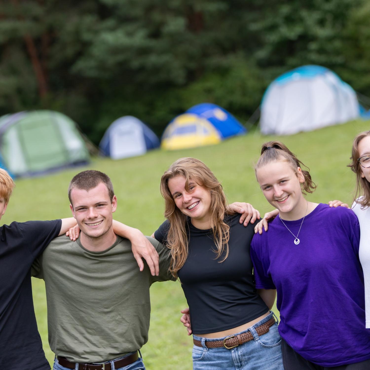 Jugendliche der Pfarrei Unsere Liebe Frau Bamberg, die beim Dreh zum Kinospot mitgemacht haben. Von links: Daniel, Finn, Sarah, Lisa, Melanie